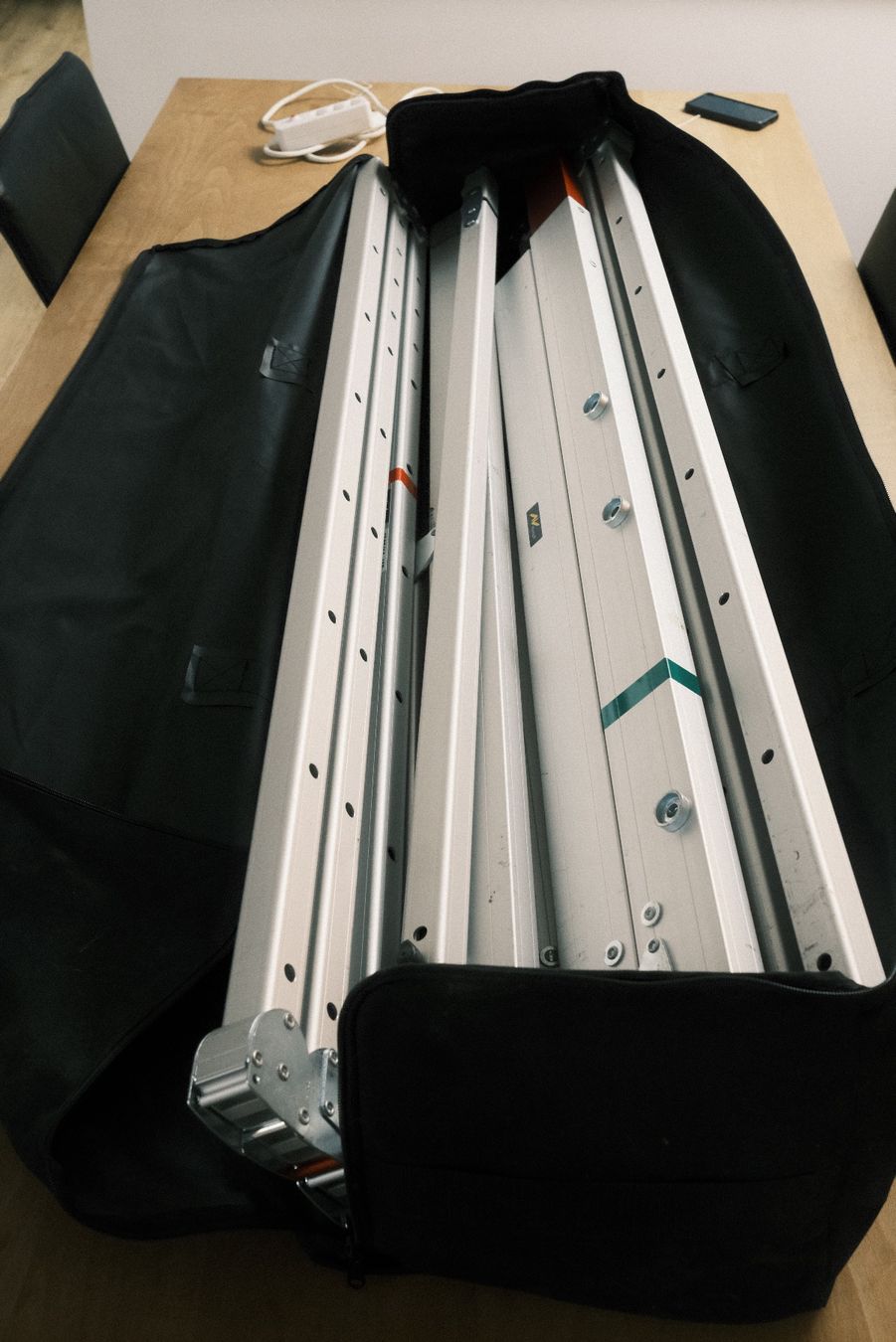 Home Cinema: AV Stampfl Vario64 Leinwand – Usato da Bern venduto da Benj_Schetto 3