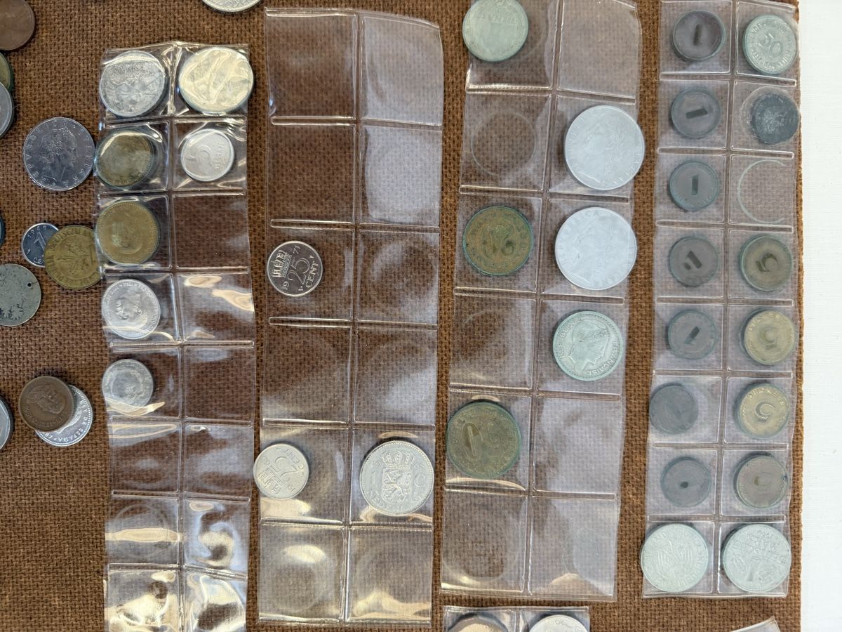 Tutti le monete: Collection de pieces de monnaie diverses  – Usato da montreux venduto da Always-Good 7