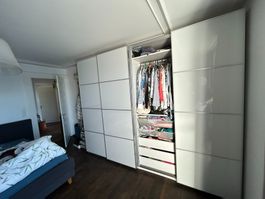 IKEA PAX Kleiderschrank mit Schiebetüren – 300 × 240 × 65 cm
