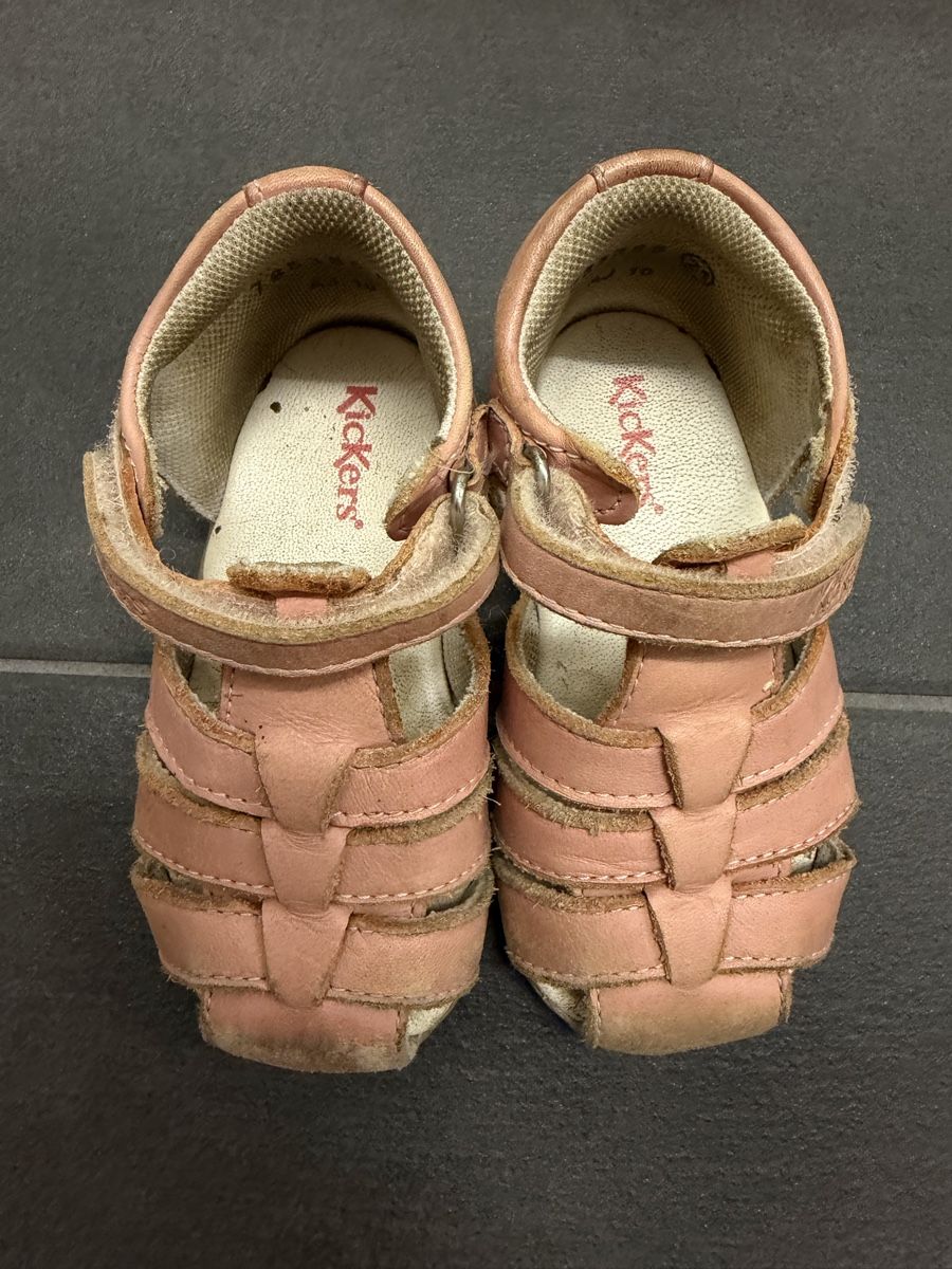 Kickers Chaussures filles: Kickers Sandales 21 – D'occasion à Cartigny par l.luckuit
