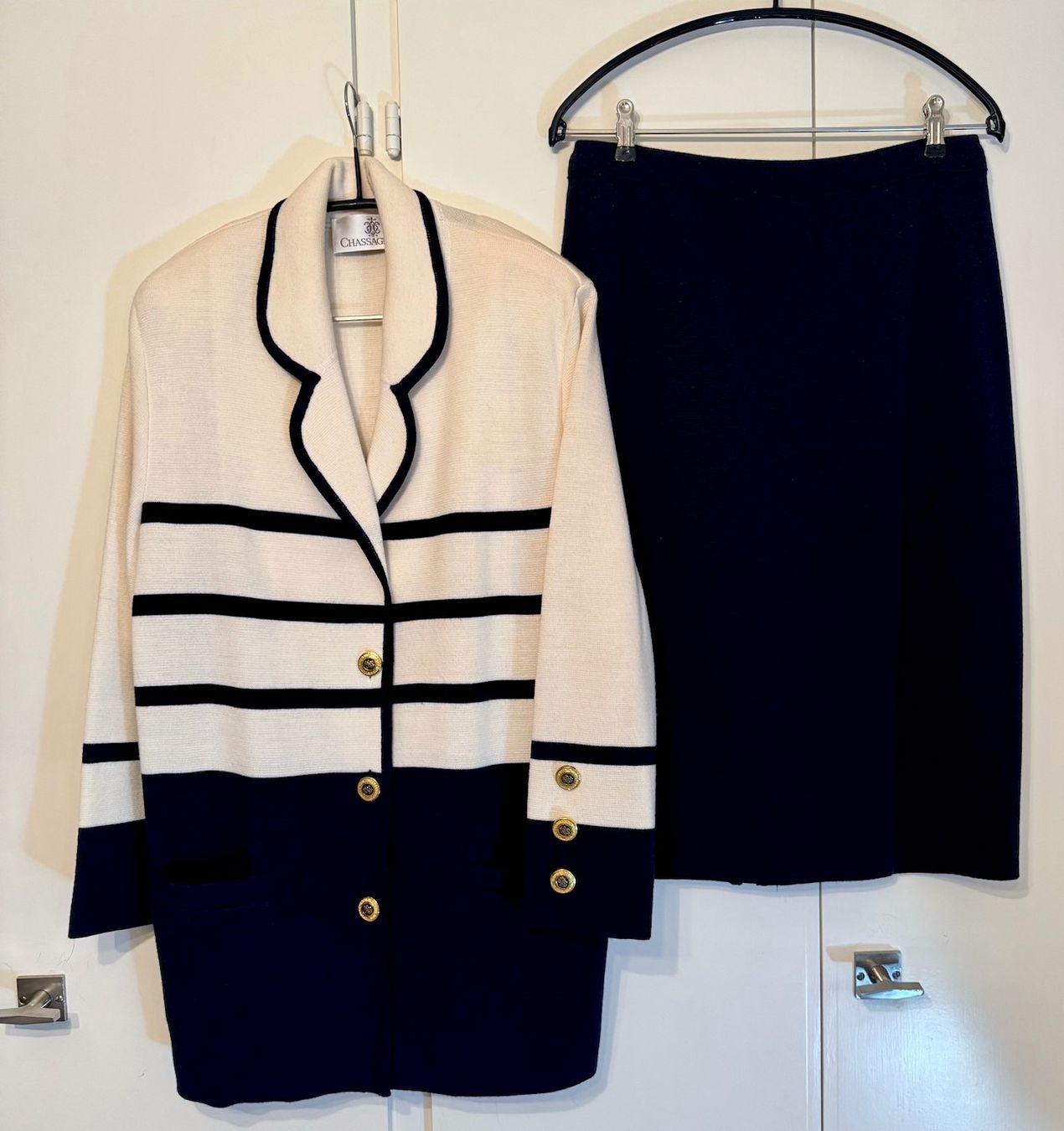 Vestiti: Strickset Jupe mit Jacke von Chassagnard – Usato da Oberrieden venduto da pet_n2c2