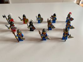 LEGO - 12 - VERSCHIEDENE - RITTER