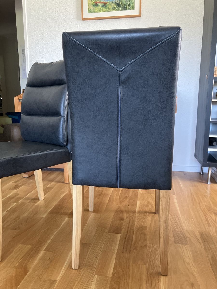 Sedie: Schwarze Kunstleder Stühle, 2 Stück – Usato da Mühlethal venduto da xenia_k 4