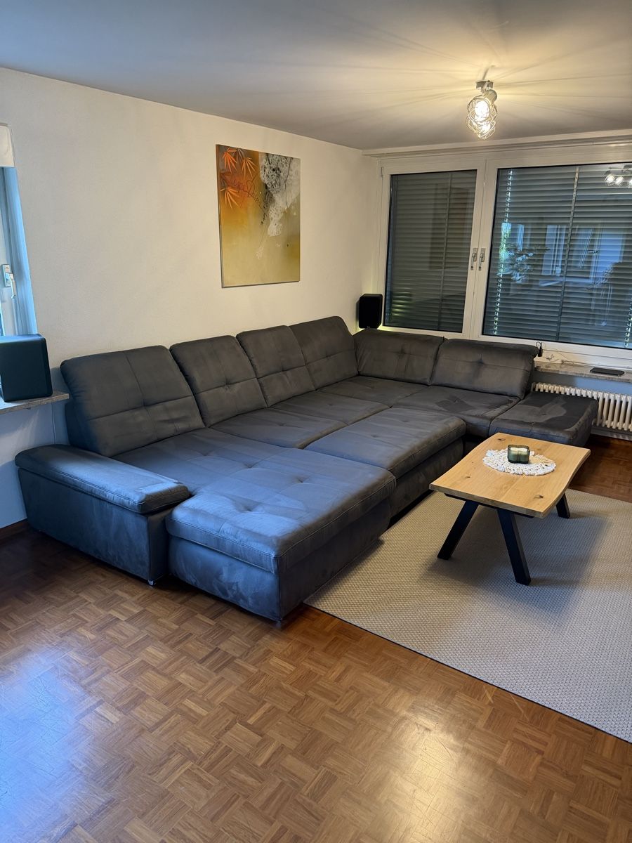 Sofas: XXL Ecksofa grau  – Neu (gemäss Beschreibung) aus Baden von sch_v9d5