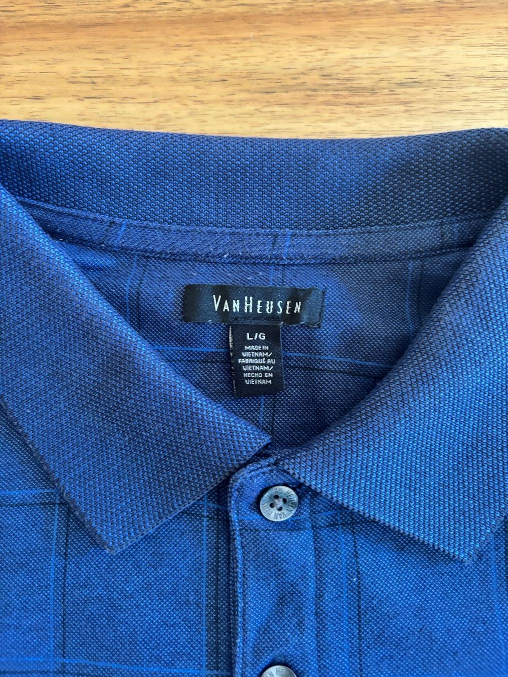 Polo-Shirts: VanHeusen Polo T-Shirt Gr. L – Gebraucht aus Stallikon von Rsiri 2