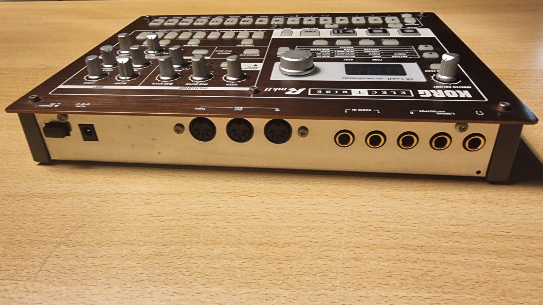 Korg Instruments de musique: KORG ELECTRIBE R mkII – D'occasion à Sachseln par k1t3rboy 1