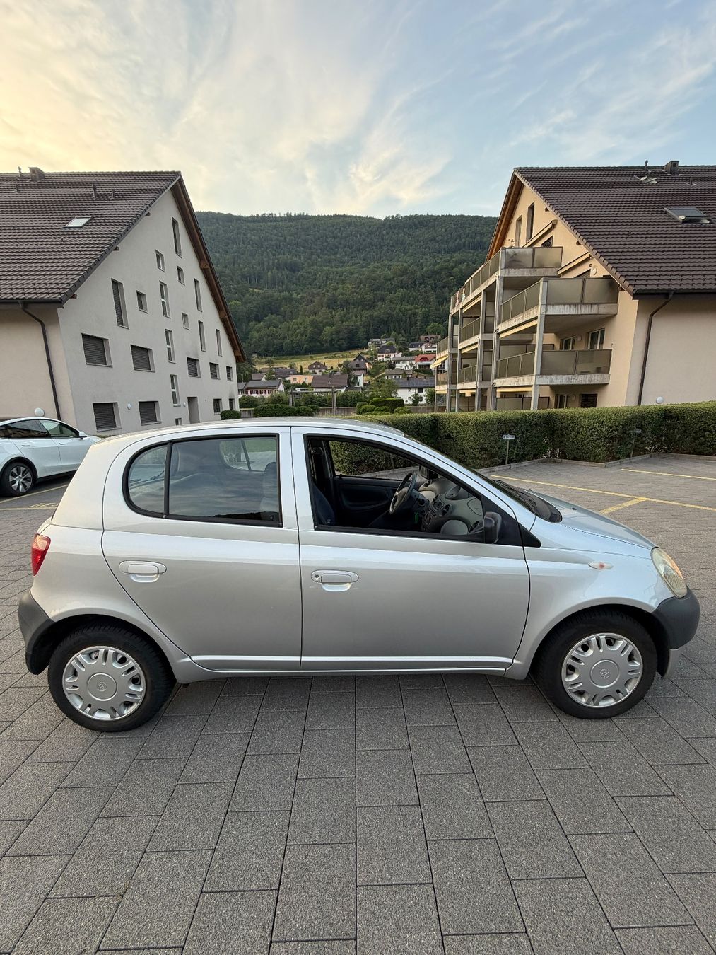 Autos: toyota yaris – D'occasion à Selzach par gavra01 1