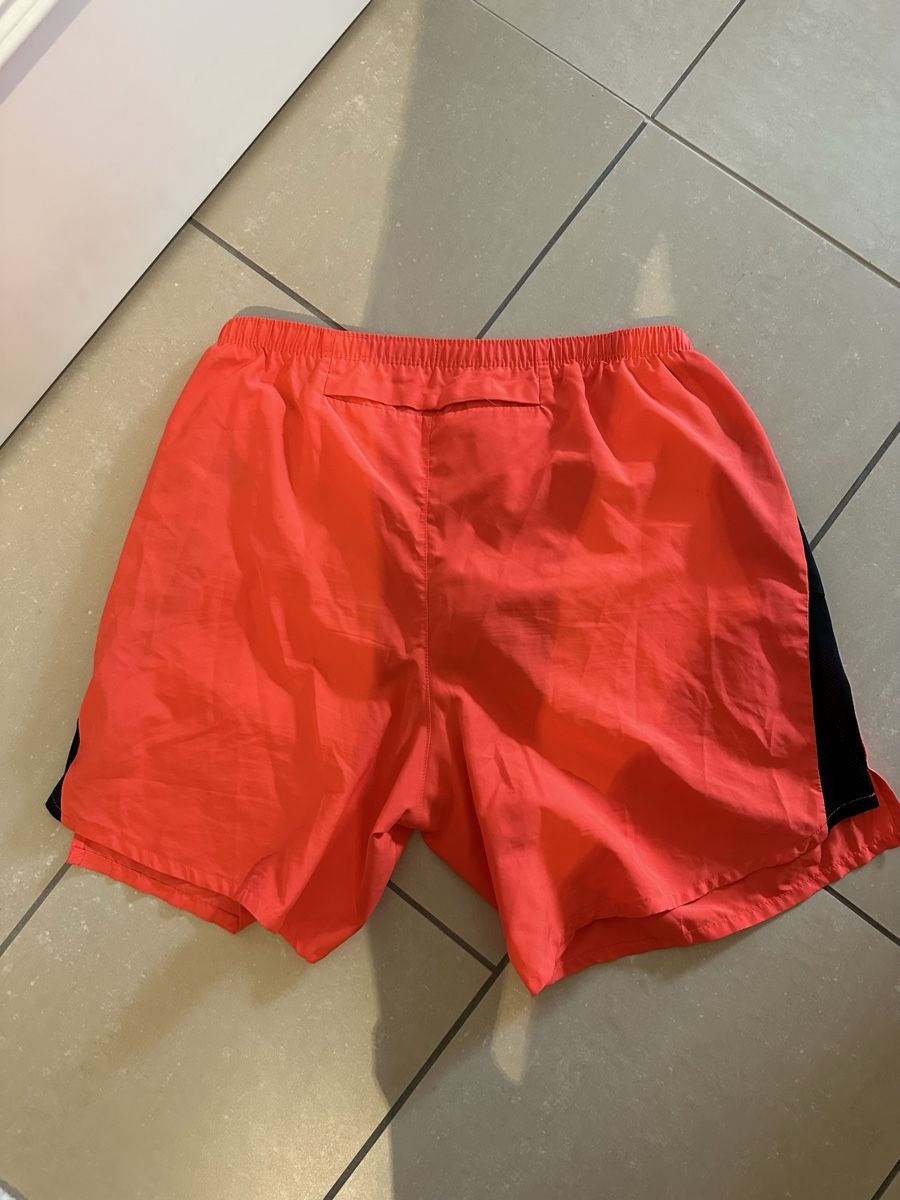 Nike Pantaloni: Nike Gr. L - ganz neu – Nuovo (secondo la descrizione) da Zürich venduto da SunnySeller 1