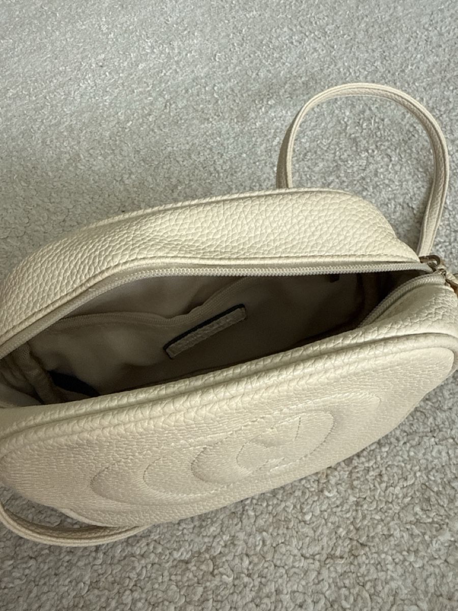 Taschen für Damen: Tasche beige mit Fächer  – Gebraucht aus St. Niklausen LU von car_2562 3