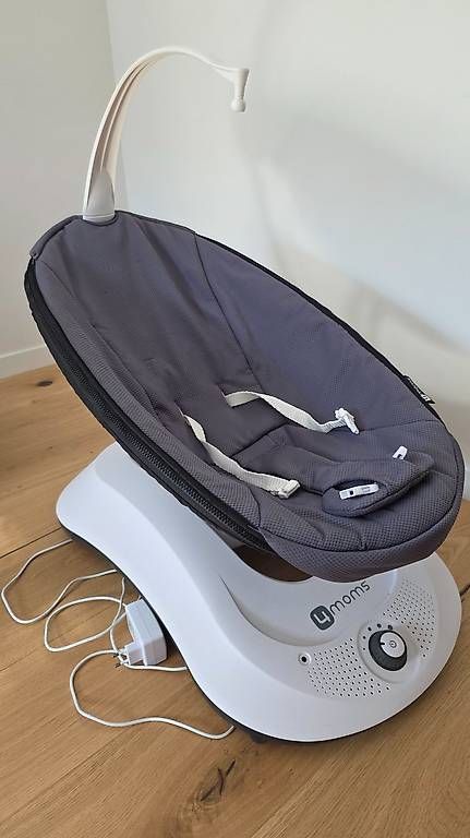 4moms Sdraiette & Sdraiette a dondolo: 4moms RockaRoo Babywippe Babyschaukel – Usato da Baar venduto da sta_r7xq