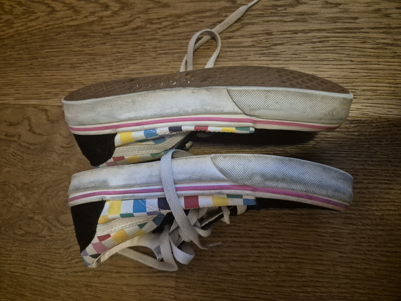 Vans Scarpe per ragazzi: vans kindersneakers Gr.33 – Usato da Ostermundigen venduto da Louhdezd 3