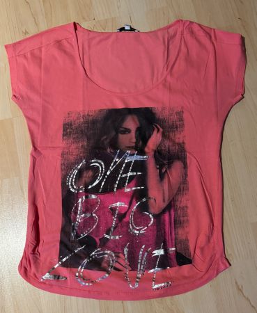 Modisches Damen T- Shirt -  Rosa mit Aufdruck