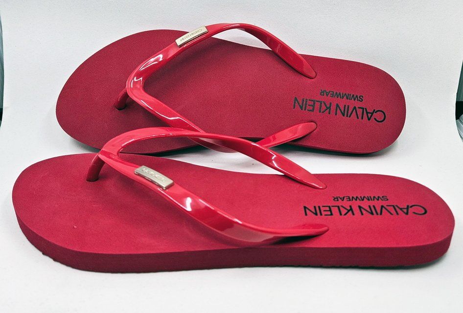 Calvin Klein Scarpe da donna: Flip-Flop Calvin Klein (Grösse 39) – Nuovo (secondo la descrizione) da Zürich venduto da Numark 3