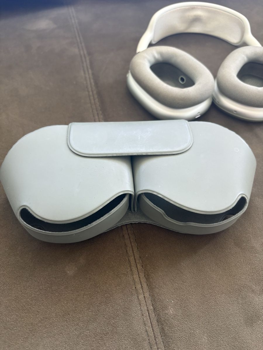 Apple Casques audio: airpods max generation 1 – D'occasion à Luzern par Patrizia.Baumann 6
