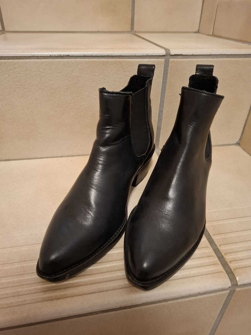 Chaussures femmes: Boots Grösse 38 MAX Shoes – D'occasion à Lütisburg par amerika123
