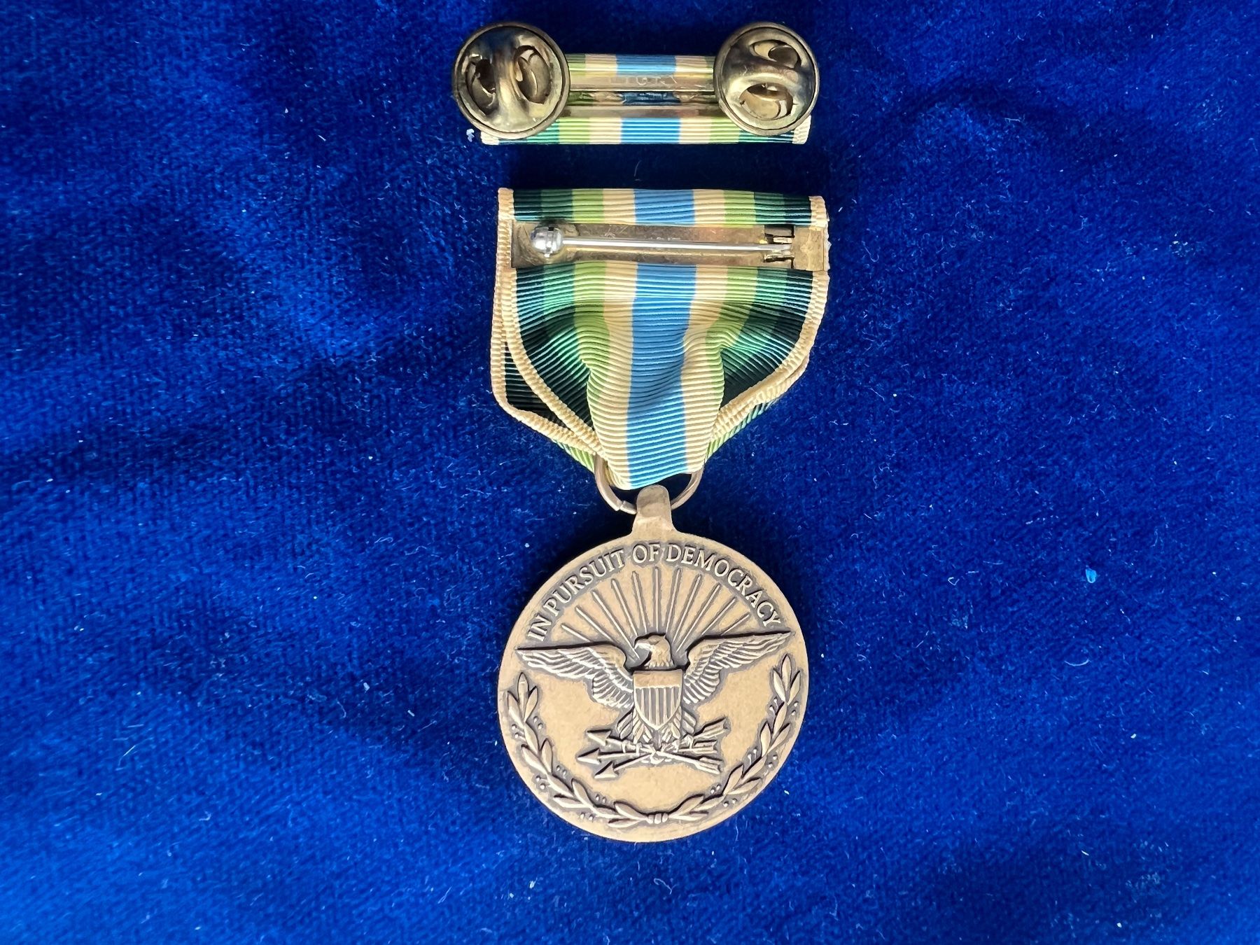Medaglie: USA: Armed Forces Service Medal (KoA) – Usato da Hermetschwil-Staffeln venduto da militaria-schweiz 1