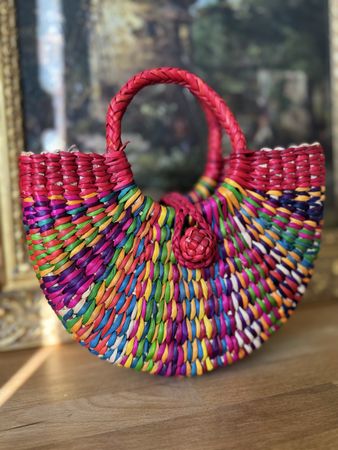 Summer Vibes! Colorful Woven Handbag - Perfect for Festivals
