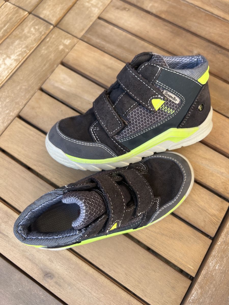 Scarpe per ragazzi: Kinder Laufen Schuhen – Usato da Bachenbülach venduto da Dana_Ondrasik 3