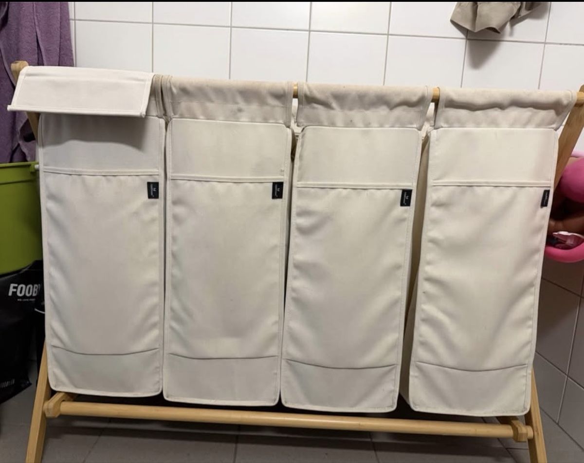 Paniers à linge: Waschekorb  – D'occasion à Dättwil AG par cla_55df 1