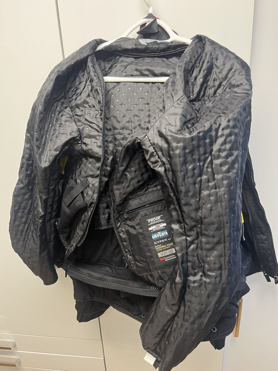 Vanucci Giacche: Vanucci Motorradjacke Gr. 52 Schwarz Neu!!! – Nuovo e nell'imballaggio originale da Rorschacherberg venduto da zse_r8tz 6
