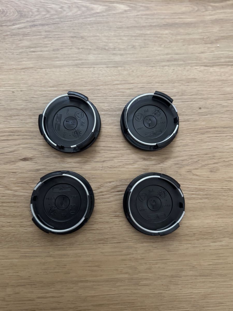 OZ Racing Felgen: Cache de jante O.Z. – Neu und originalverpackt aus Neuchâtel von CP-AUTOS 1