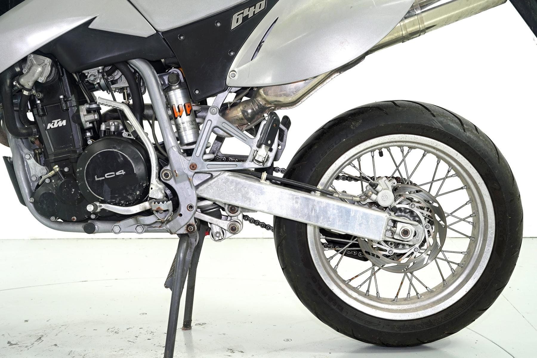 KTM Strada: KTM LC4 640 Supermoto – Usato da Winterthur venduto da bleislin 7