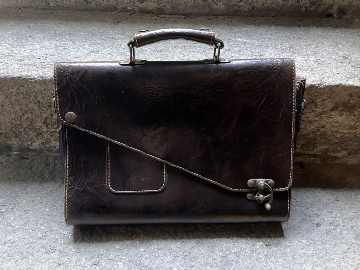Koffer & Taschen: Sacoche en cuir  – Neu (gemäss Beschreibung) aus Genève von anthony___ch