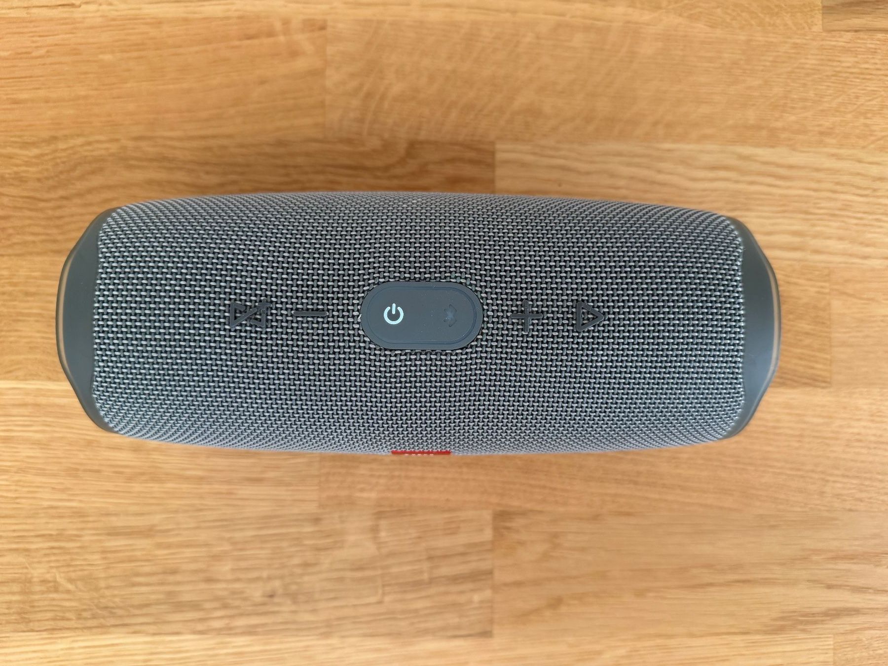JBL Lautsprecher: JBL Charge 4, Grau, guter Zustand – Gebraucht aus Zürich von TopElectronics 1