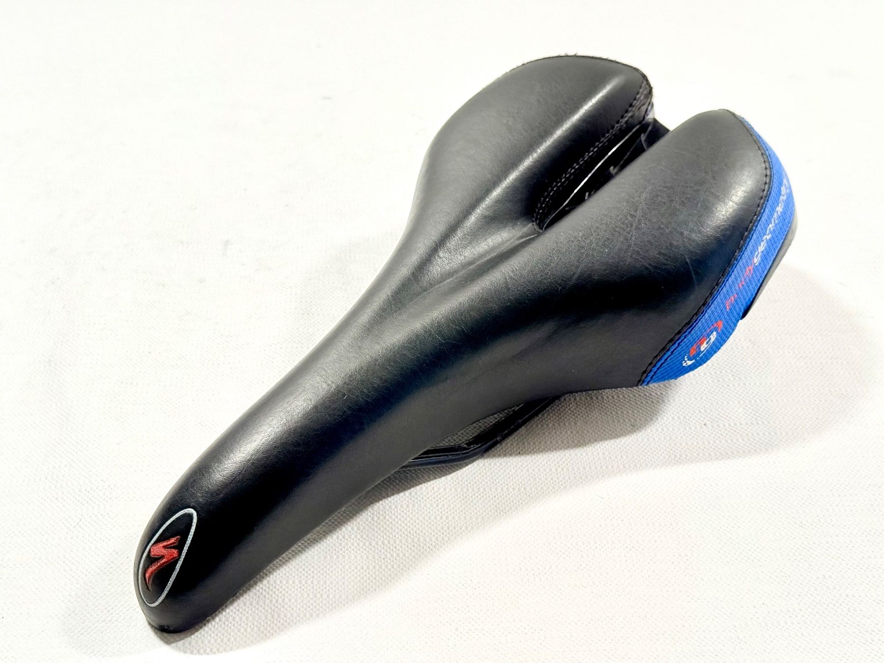 Specialized Pièces détachées: Specialized Body Geometry Leder saddle Sattel 2607 – D'occasion à Luzern par bikeandbeltcom