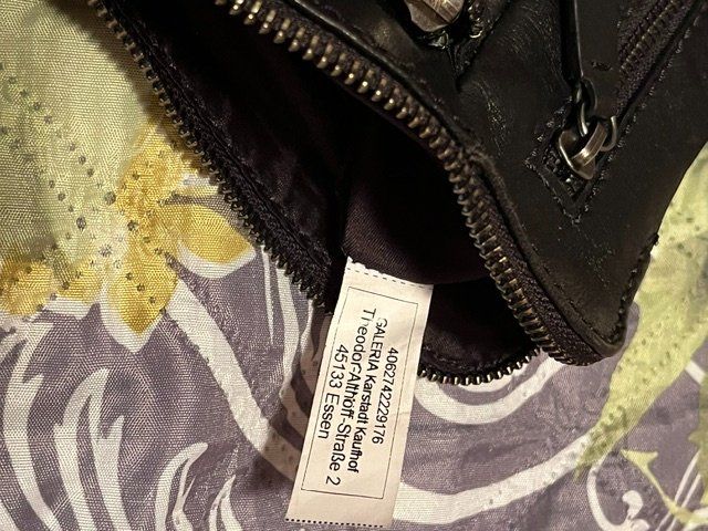 Borse: Leder Handtasche Schwarz,--- – Nuovo (secondo la descrizione) da Kreuzlingen venduto da Mio16 6