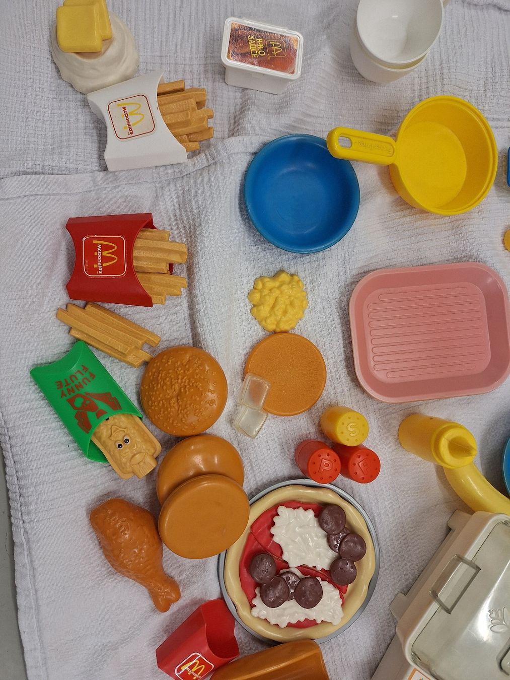 Fisher-Price Spielzeuge: Fisher Price Küche – Gebraucht aus Dällikon von Sonnenblume-111 5