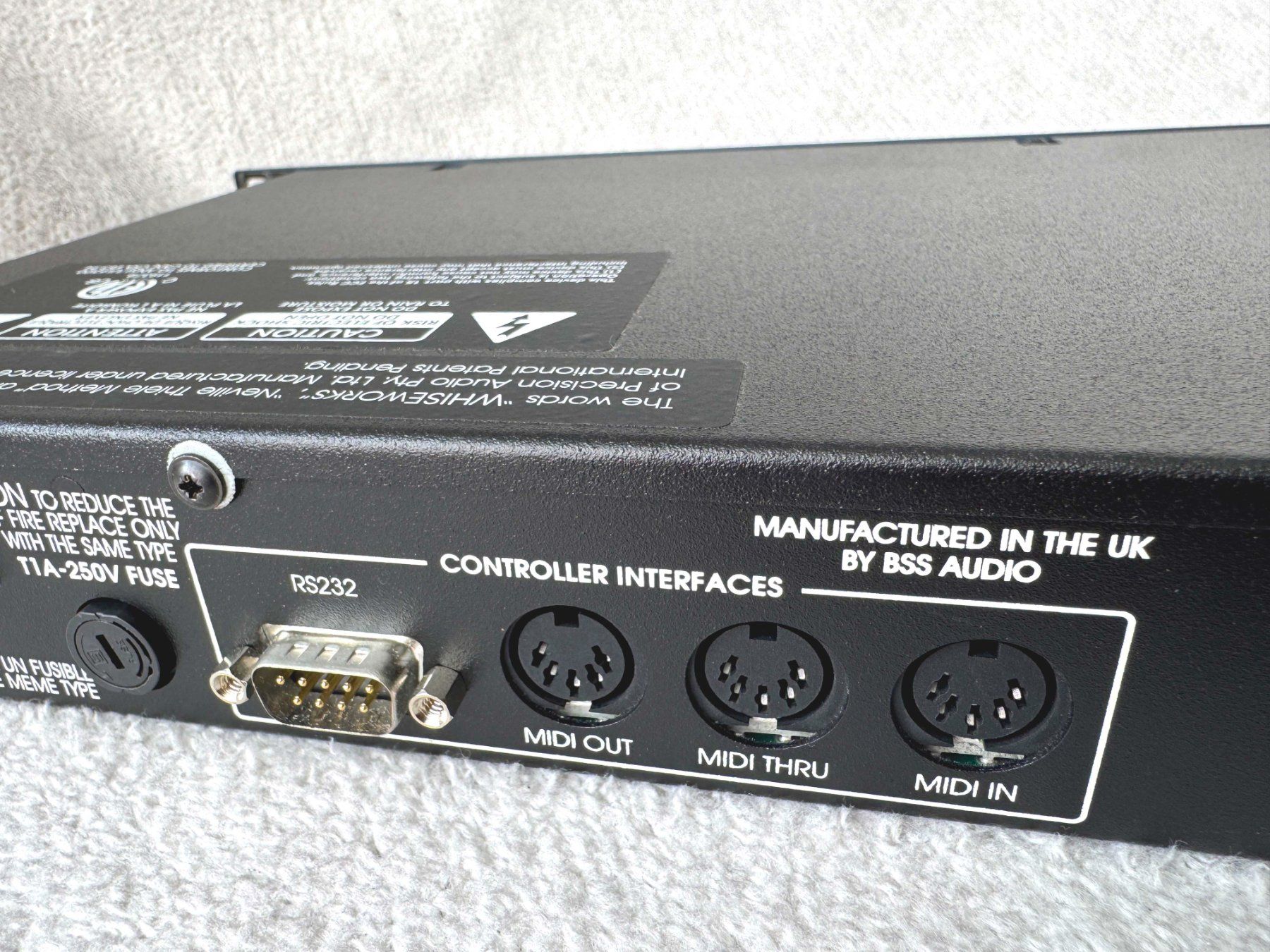 Equalizzatori: BSS FDS-334T Minidrive Loudspeaker Management System - top – Usato da Zürich venduto da Malco0 8