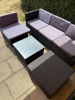 Gartenlounge im guten Zustand
