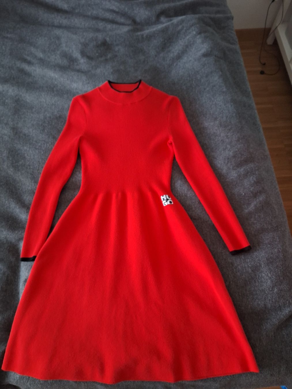 Hugo Boss Vestiti: Hugo Boss Kleid – Usato da Mumpf venduto da SwissDi