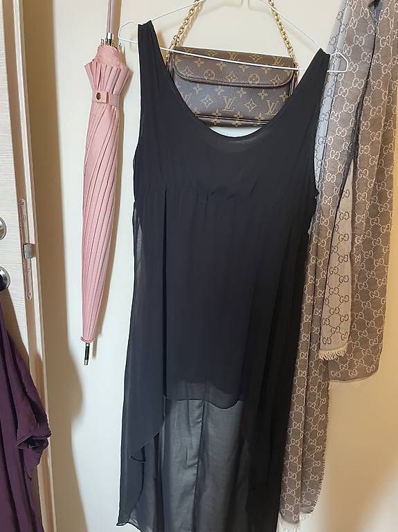 Vestiti: Abito brandy &melville – Usato da Balerna venduto da lis_qx6r 2