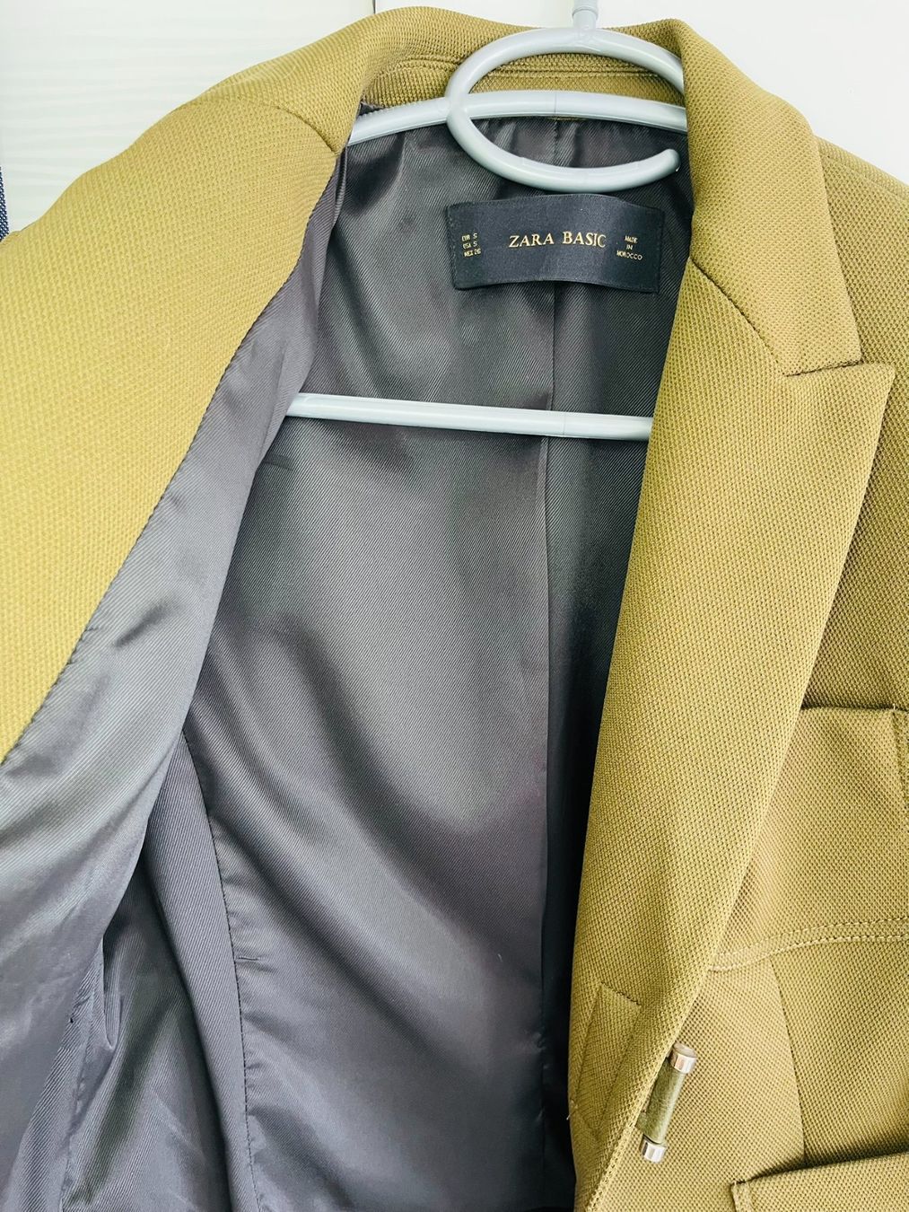Zara Giacche: Moderner Blazer von ZARA – Nuovo (secondo la descrizione) da Remigen venduto da vicunja 6