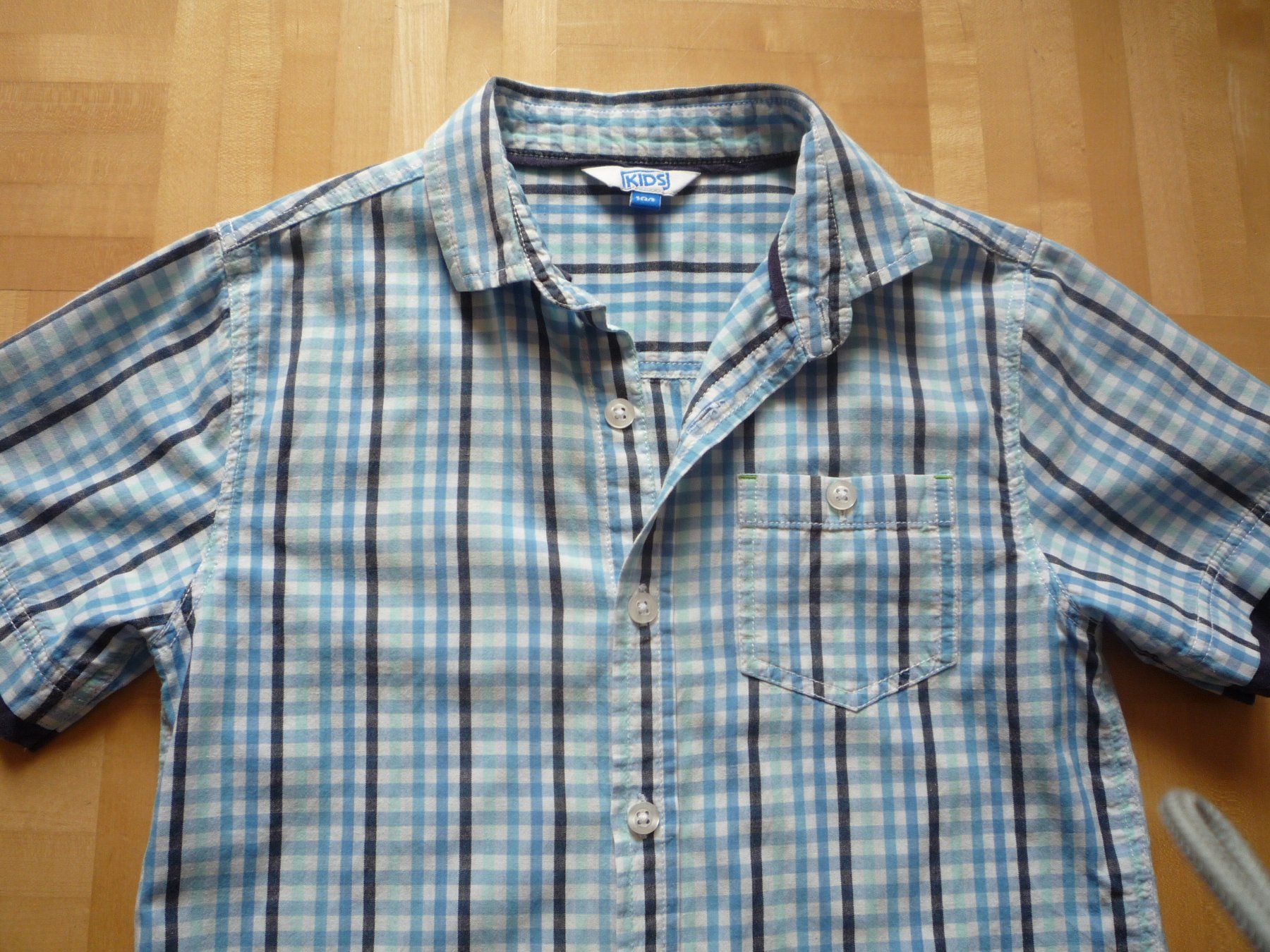 Camicie, T-shirt & Polo: Kariertes Hemd kurzarm Gr. 128 – Usato da Berikon venduto da Cleo-1