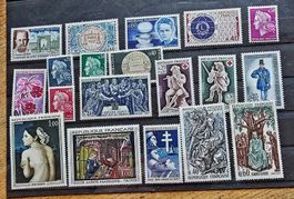 FRANCE timbres neufs ** ~1967