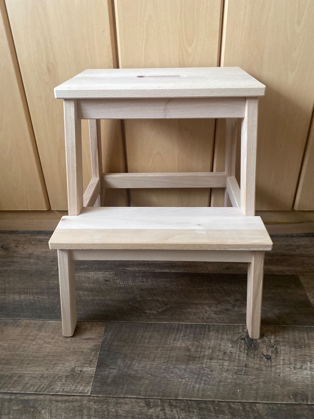 Scale: Zweitritt Holz 50x36x37cm – Nuovo (secondo la descrizione) da Seewen SZ venduto da shaky01 1