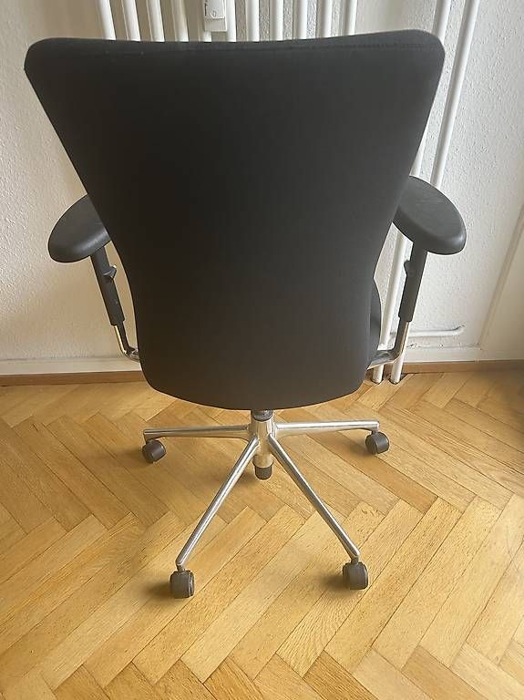 Sedie: Vitra chair – Usato da Basel venduto da val_h2tc 1