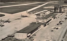 Genf GE Internationaler Flughafen Cointrin mit Swissair Flug