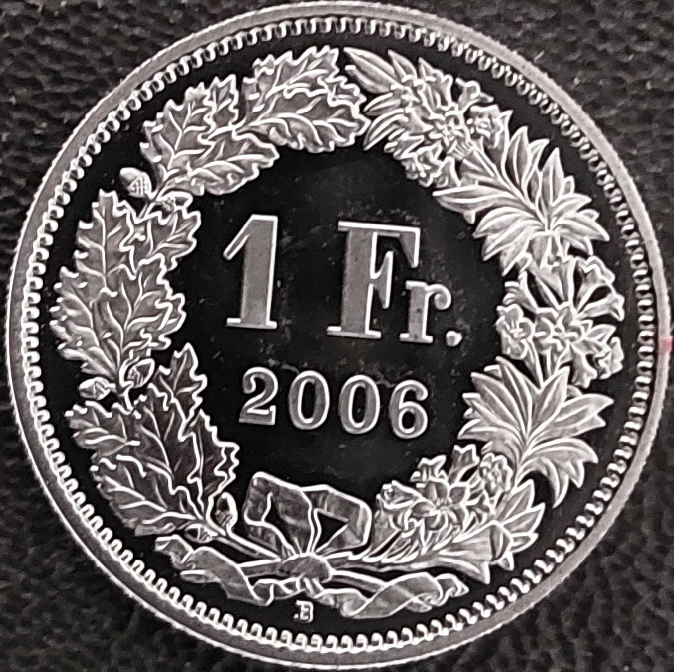 Tutti le monete: 1 Franken 2006 stgl. / aus Münzsatz – Nuovo (secondo la descrizione) da Arch venduto da coinsandmore
