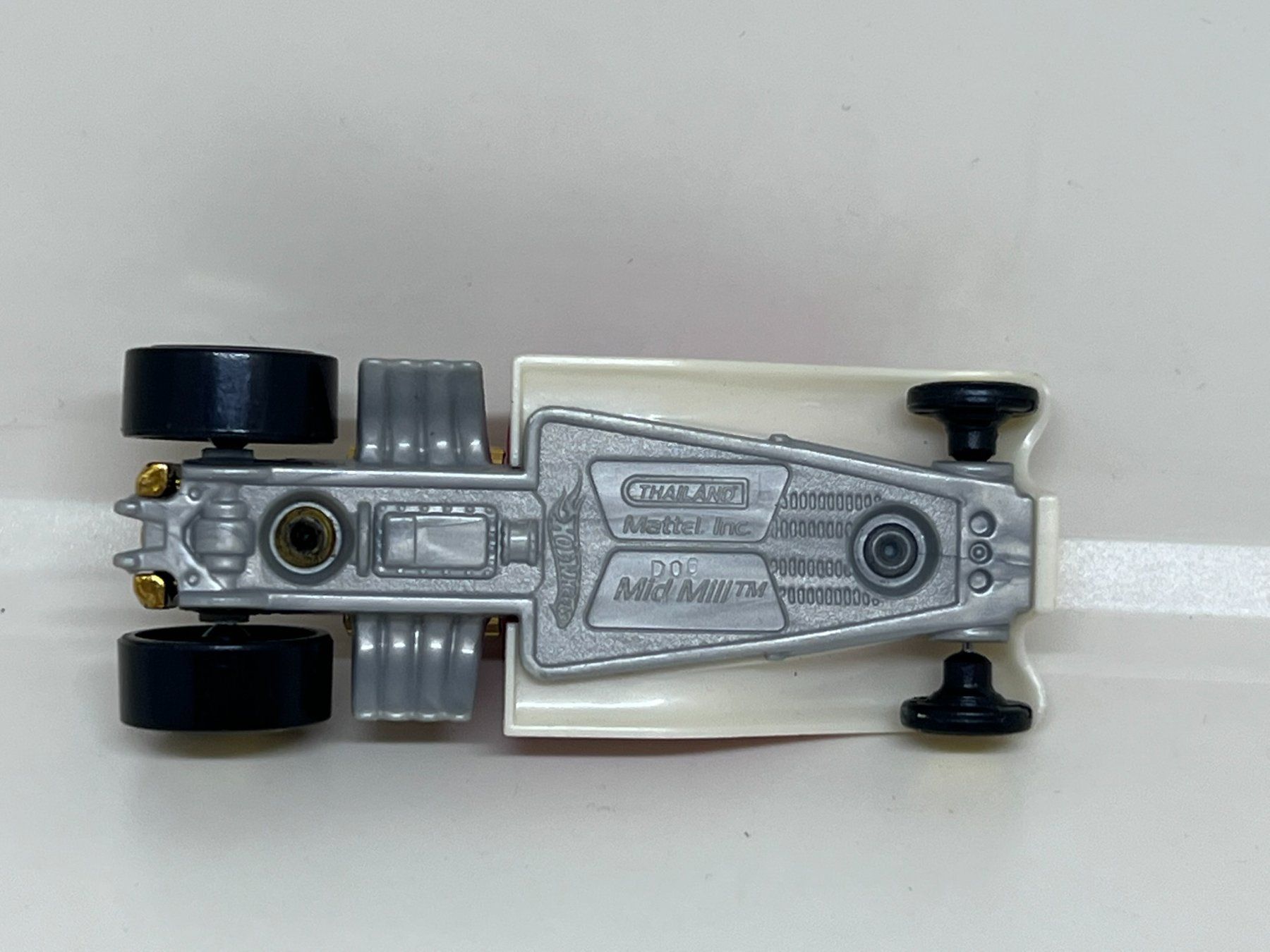 Hot Wheels Modellautos: Hot Wheels Mid Mill #587 – Gebraucht aus Wildegg von LaaBoutique 3