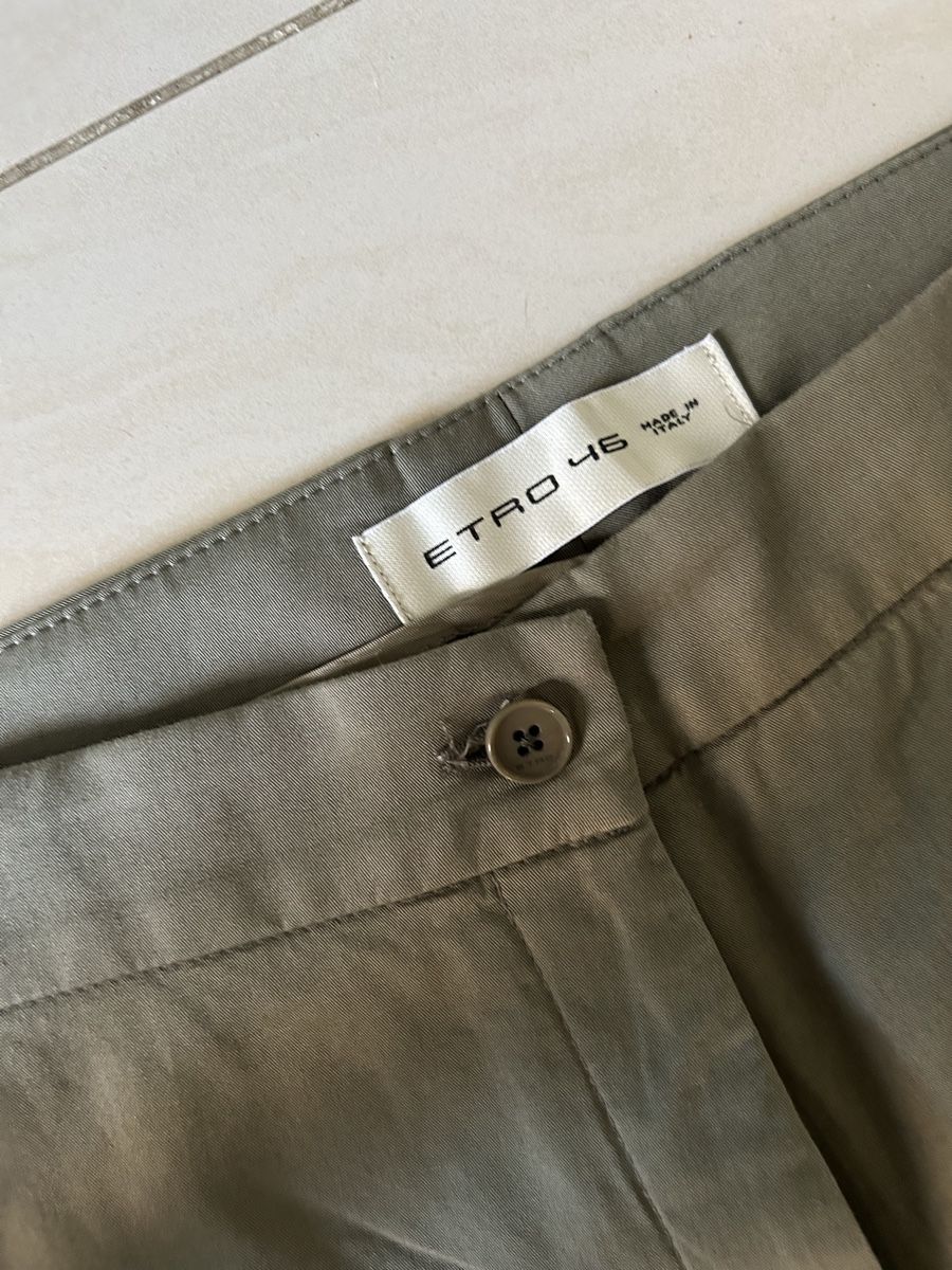 Pantalons: Olivgrüne Hose von ETRO MILANO – D'occasion à Zürich par sop_82jx 1