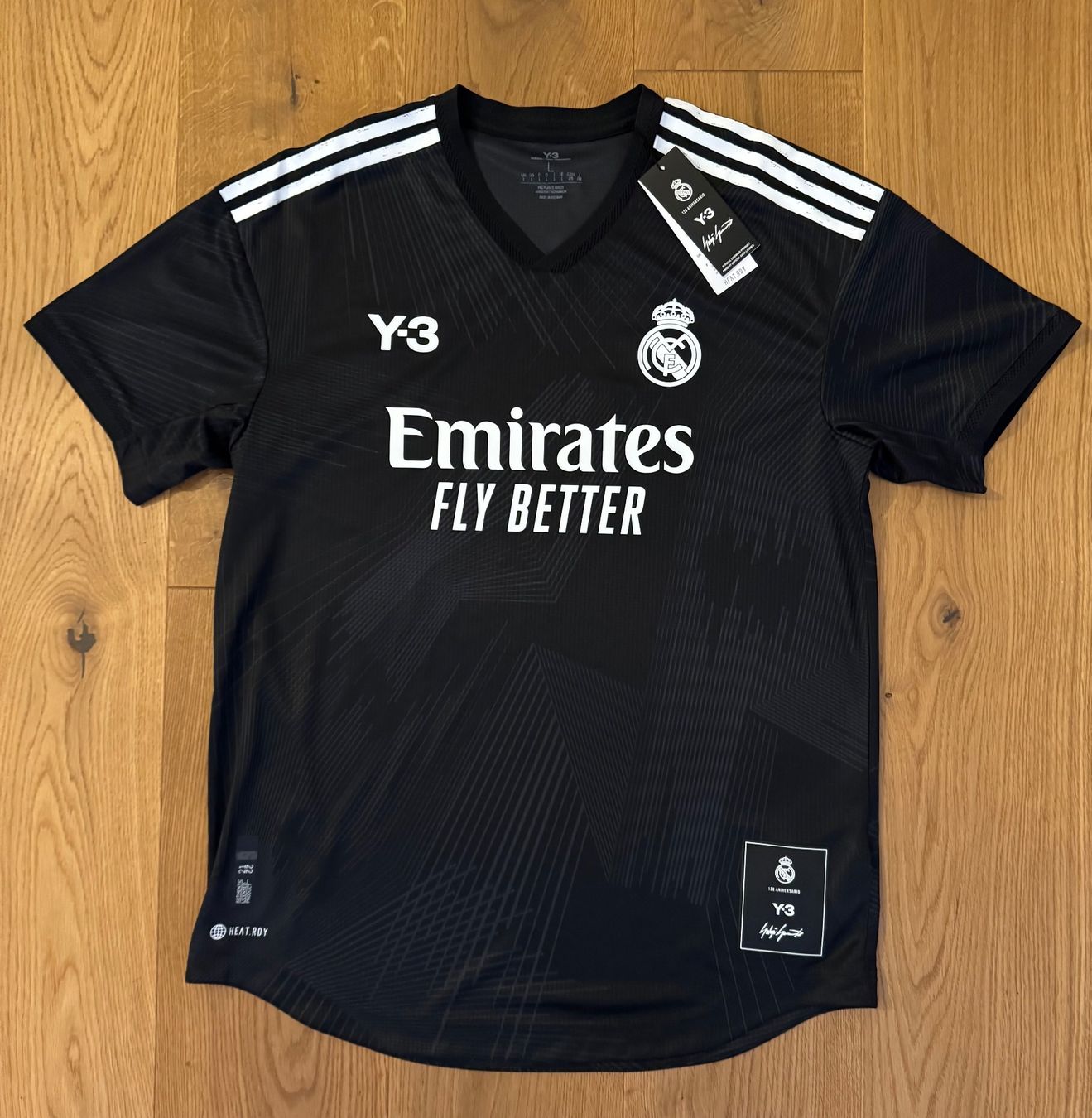 Leibchen & Hosen: Rarität - Real Madrid X Y3 – Neu (gemäss Beschreibung) aus Dielsdorf von nicolicious