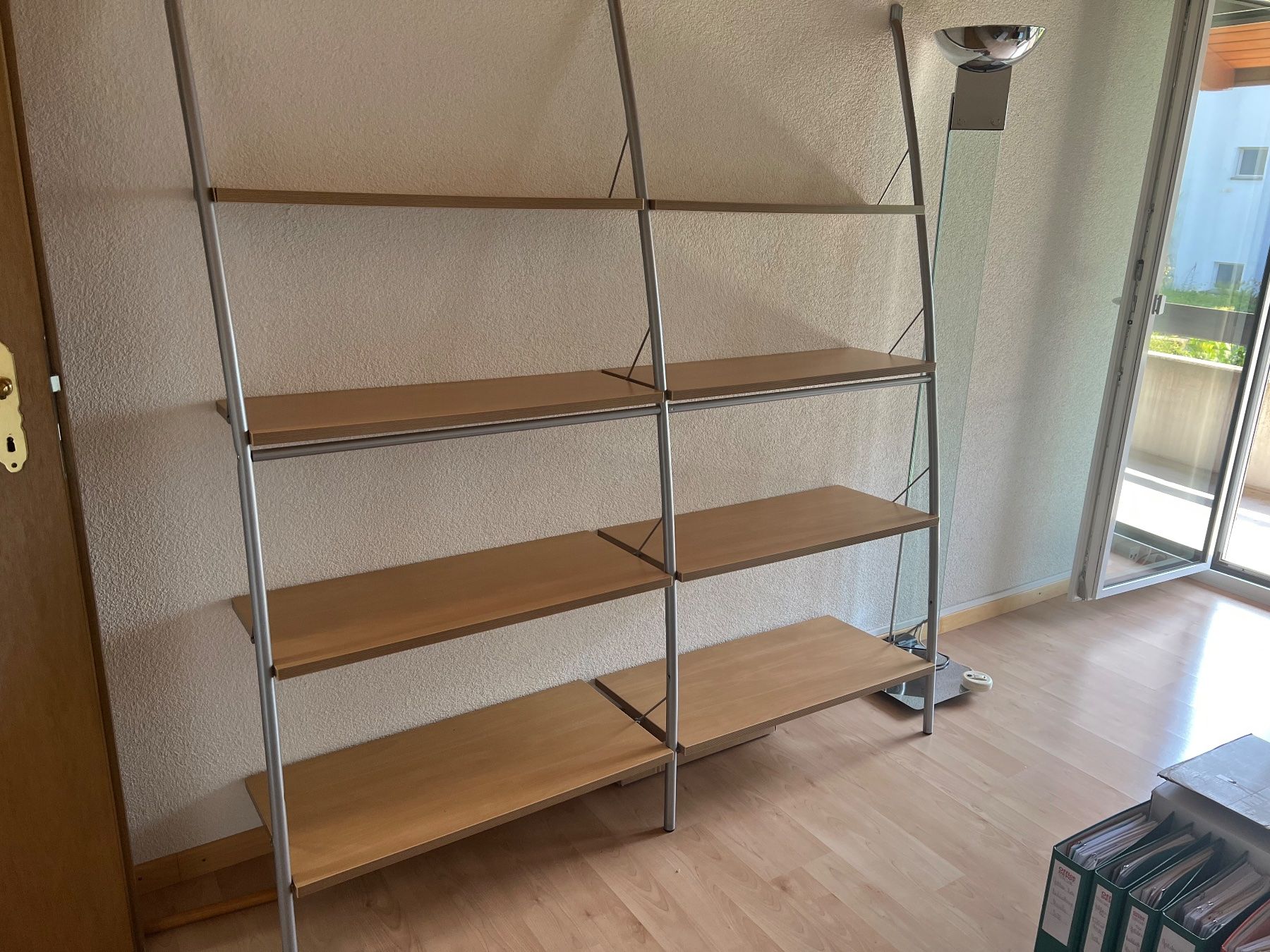 Scaffali: Büchergestell Spezial Anfertigung – Usato da Thalwil venduto da andrebrem