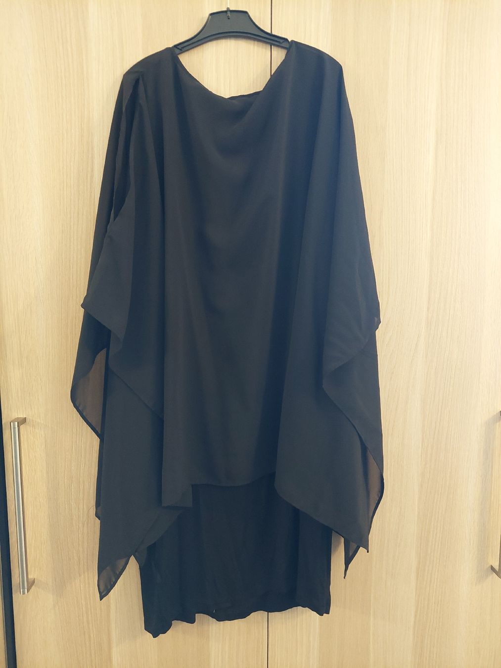 Kleider: Schwares Kleid Gr.54/56 – Gebraucht aus Zetzwil von sti_x9xf 1