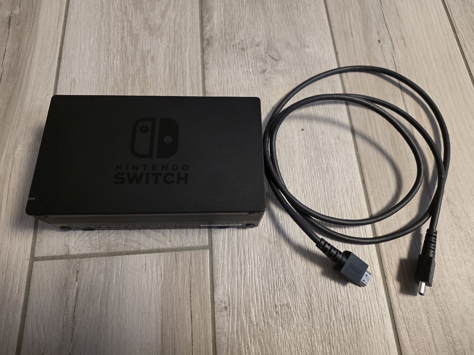Docking station: Nintendo Switch Docking Station DEFEKT – Difettoso da Dorf venduto da Echo_Elements