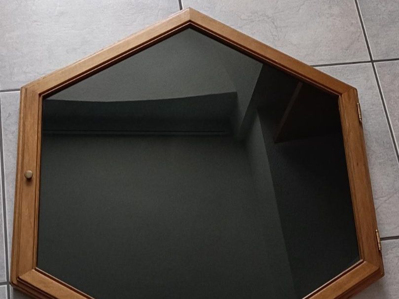 Vetrine: Vitrine, Kranzkasten – Usato da Klingnau venduto da Moerphy