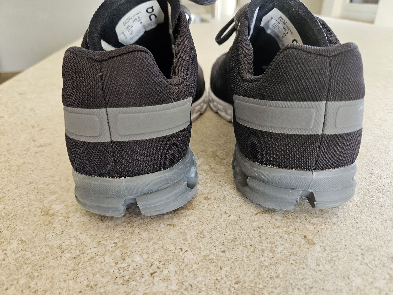 On Chaussures hommes: ON Cloudtec Laufschuhe Herren Grau Gr. 43  – D'occasion à Zuzwil SG par Loeni11 2